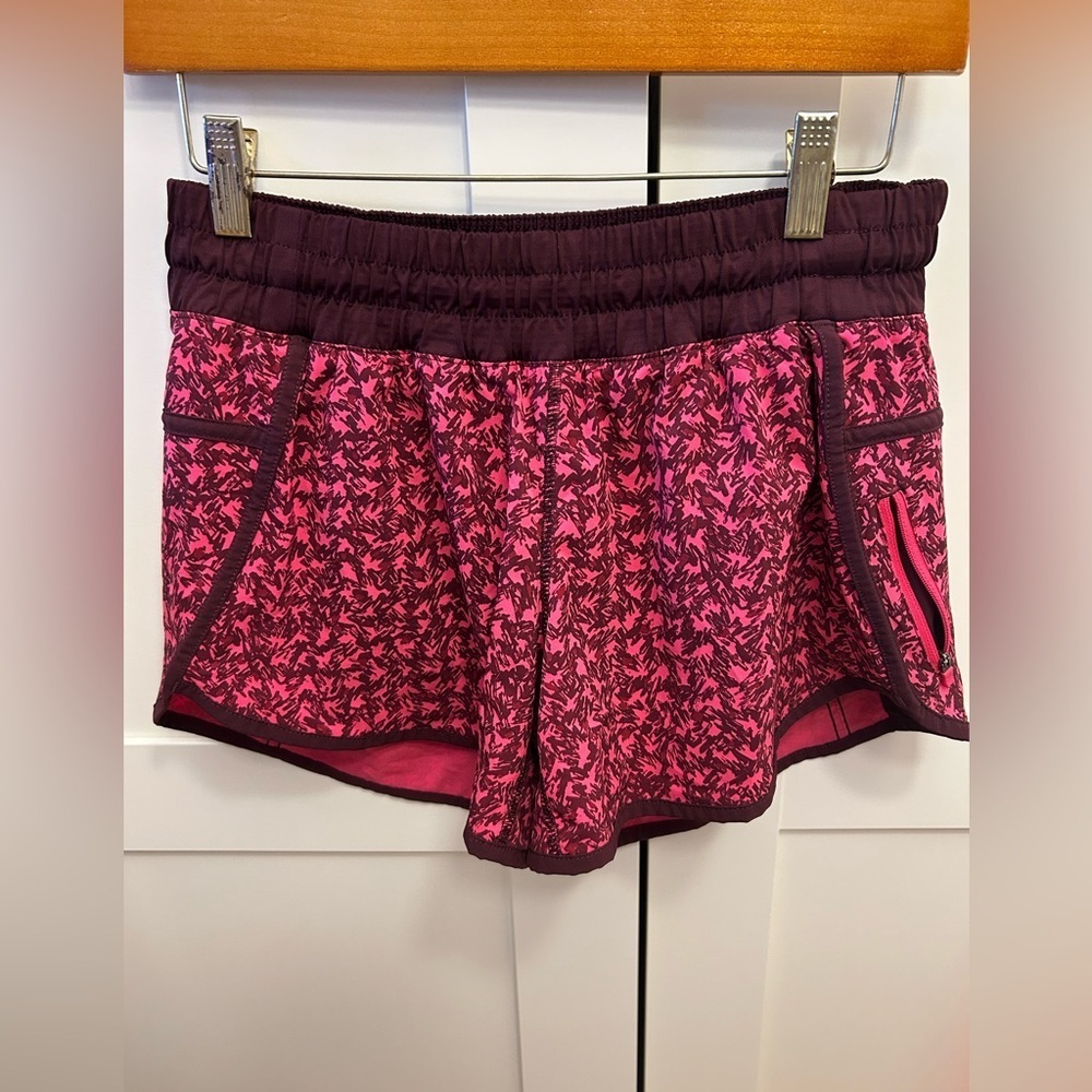 Lululemon Tracker Short size 8